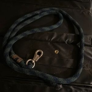 Used blue lead rope(closing down shop this week, deleting this soon)